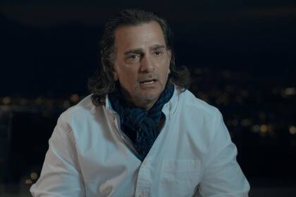 Guillermo Pérez Roldán en el documental disponible en Star+