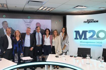 Guillermo Rivaben, CEO de LA NACION; Susana Balbo, Presidenta del w20 y dueña de Bodegas Susana Balbo; Sergio Kauffman, Presidente de Accenture; José del Río, Secretario General de redacción de LA NACION; Carola Fratini, CEO de América latina de QBE Seguros; Rosario Altgelt, Gerente General de Latam