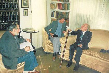 Guillermo Roux y Jean-Dominique Rey, en su visita a Borges de septiembre de 1985