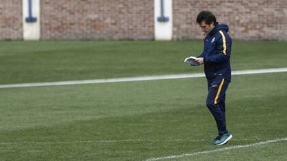 Guillermo volverá a tener a Tevez entre los titulares
