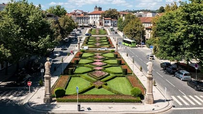 Guimarães fue la primera capital de Portugal, pero también es una de sus ciudades universitarias más antiguas.