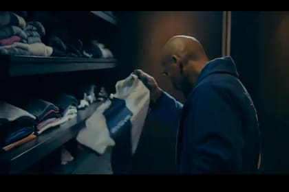 Guiñazú y la camiseta de Talleres, muy cerca