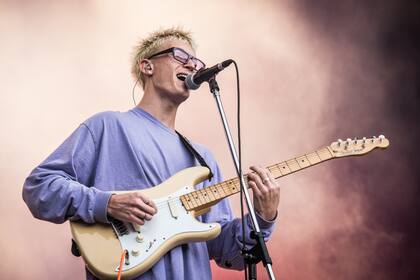 Gus Dapperton