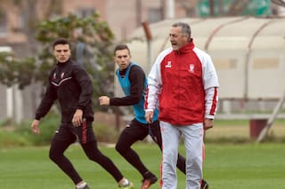 El efecto Gustavo Alfaro: los pasos de un gerente que puso de pie a Huracán