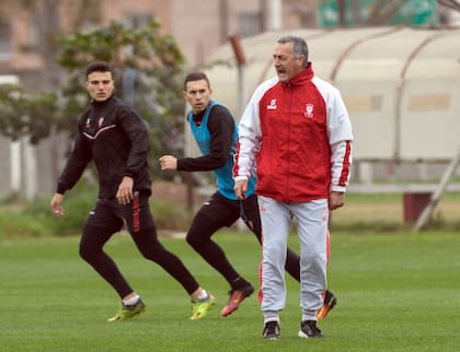 Gustavo Alfaro armó un equipo que cotizó a los jugadores del club y generó que otros tuvieran ganas de sumarse