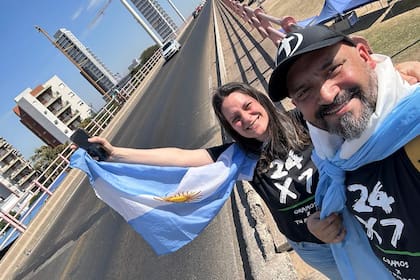 Gustavo Almirón y su mujer, Rocío