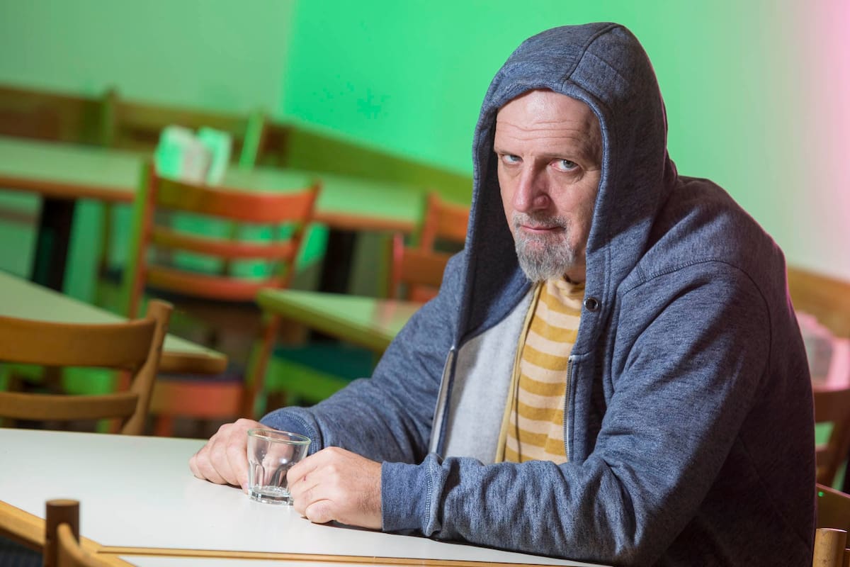 Gustavo Cordera deberá hacer dos recitales a beneficio y participar de un taller de "género y cultura"