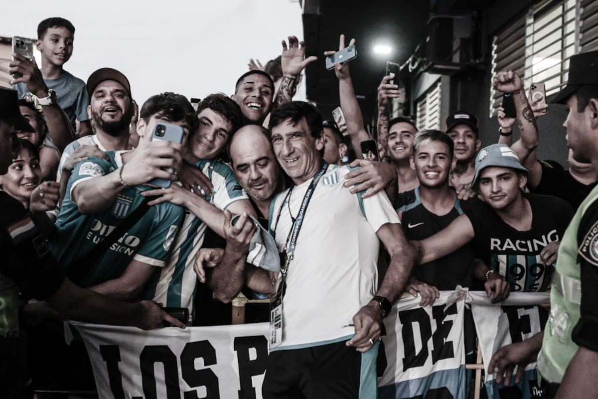 Gustavo Costas potenció el sentimiento de los jugadores y de los hinchas por Racing; se volvió casi un intocable para la gente