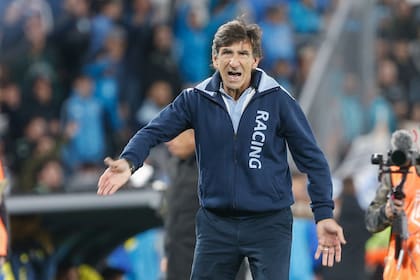 Gustavo Costas quiere darle a Racing un título internacional tras varias décadas