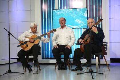 Gustavo Grobocopatel y sus músicos en Terapia de Noticias