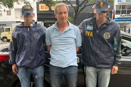 Gustavo Juliá fue arrestado por sus presuntos vínculos con el grupo que secuestró a un empresario, sospechoso de actividades de lavado