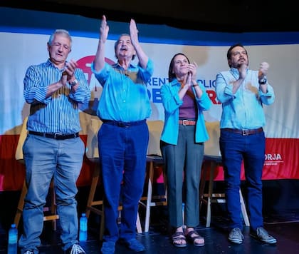 Gustavo López, Ricardo Alfonsín, Silvia Saravia y Martín Canay
