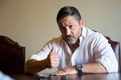 Gustavo Menéndez, intendente de Merlo.