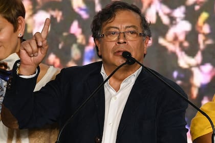 Gustavo Petro, de Pacto Histórico, en la noche de la primera vuelta electoral
