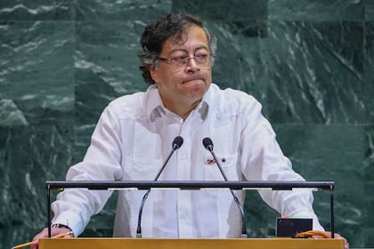 Gustavo Petro llamó a combatir el narcotráfico