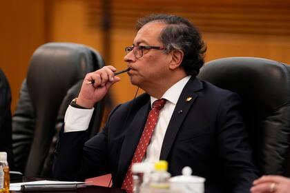 Gustavo Petro: más anuncios que acciones concretas en procura de la paz en Colombia