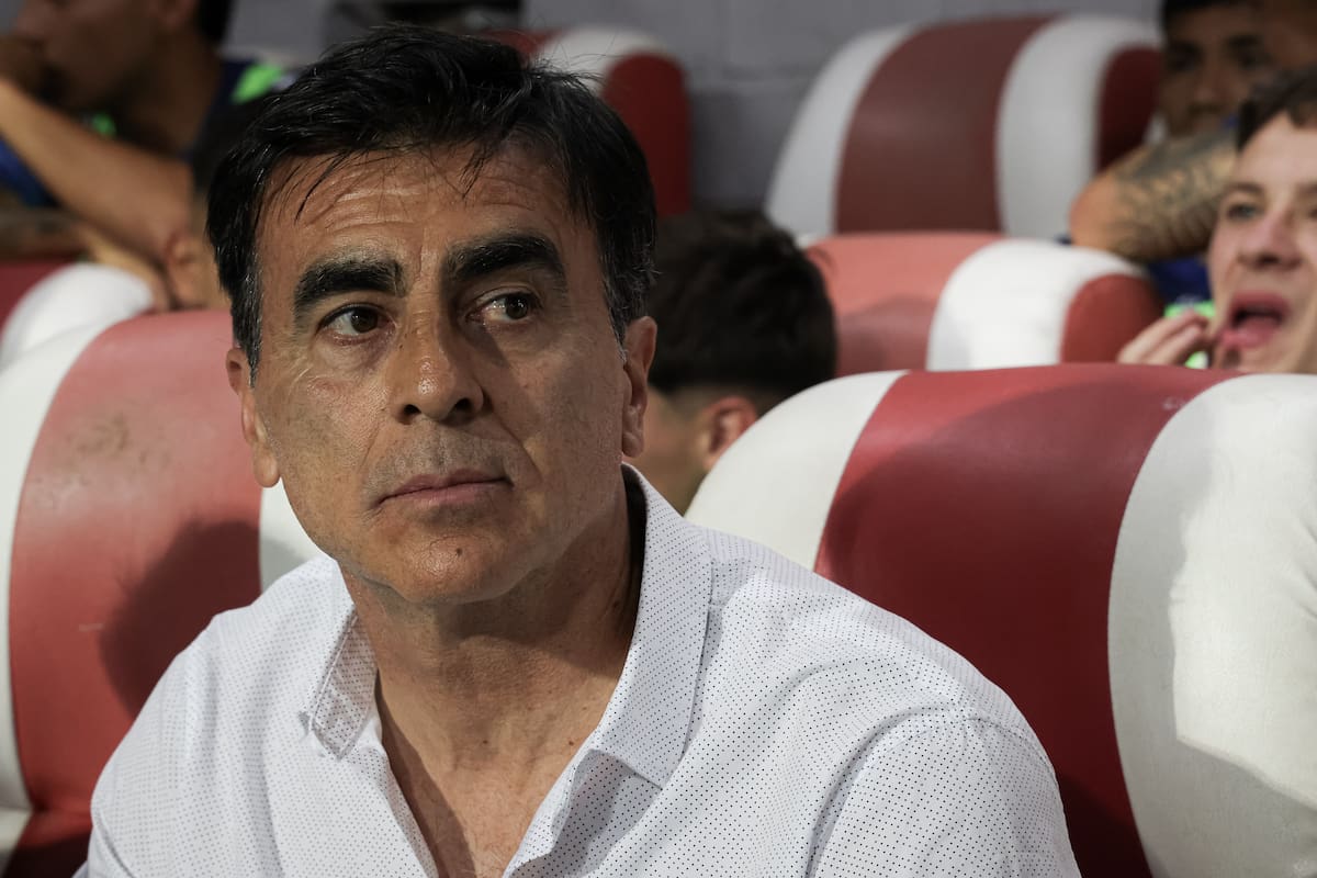 Gustavo Quinteros fue muy crítico de la organización de los torneos y se mostró inquieto por la definición de la Liga del domingo próximo