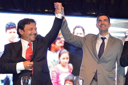 El gobernador electo Gustavo Sáenz, junto a Juan Manuel Urtubey