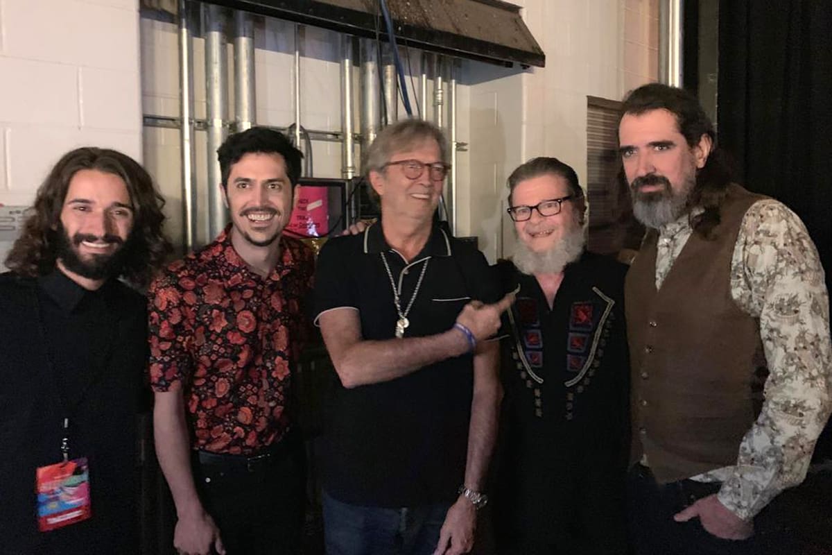 Gustavo Santaolalla uno de los invitados por Eric Clapton al Crossroad Guitar Festival