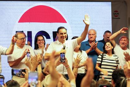 Gustavo Valdés es elegido como nuevo presidente de la UCR de Corrientes