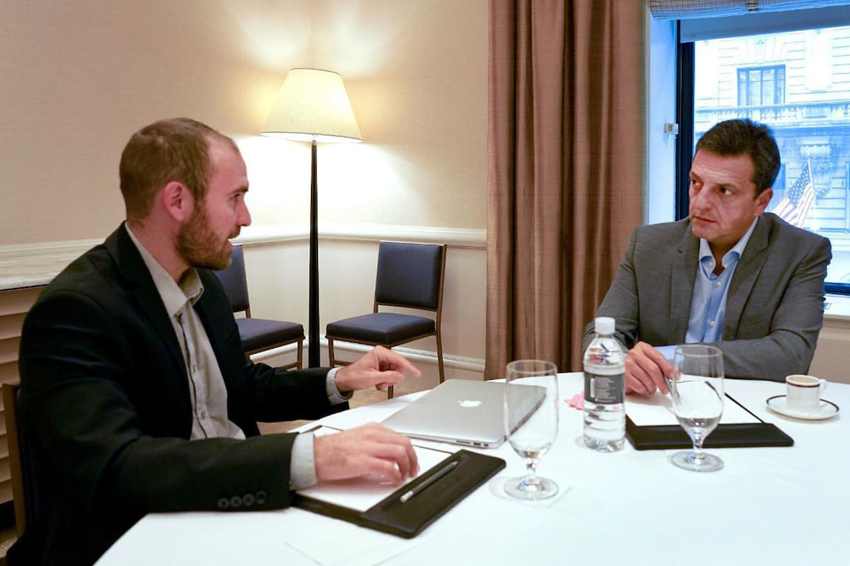 Guzmán, junto a Sergio Massa