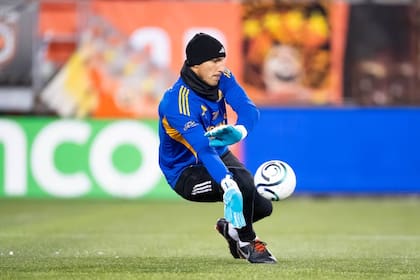 Guzmán se acalambró en varios momentos del partido por las bajas temperaturas