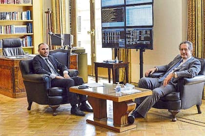 Martín Guzmán y Miguel Pesce, los líderes del plan económico del Gobierno