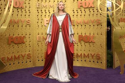 Gwendoline Christie por Gucci