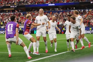 ¡Apareció el Androide! Haaland definió tras un gran pase de Berg y Noruega le gana a Costa de Marfil