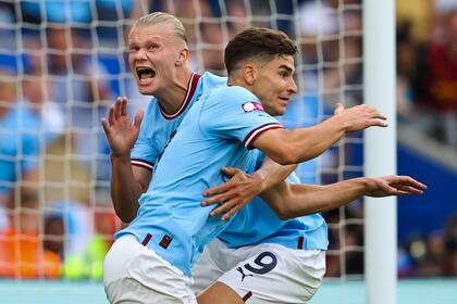 Haaland y Julián Álvarez, dos campeones de la Champions League que siguen juntos en la defensa del título de Manchester City