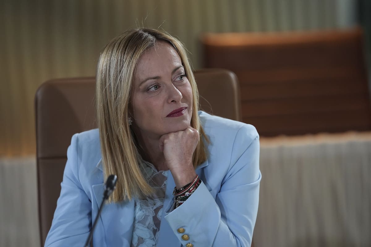 Había fotos de Giorgia Meloni en el sitio Phica