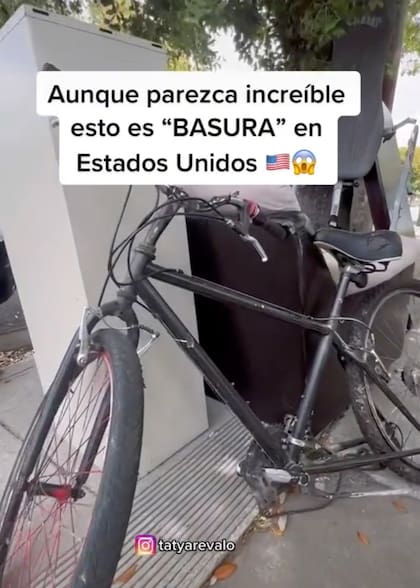 Había hasta una bicicleta dentro de la basura de una familia estadounidense