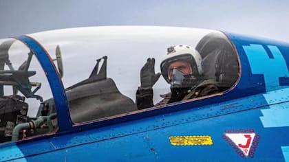 Había participado en eventos de aviación civiles desde que se retiró