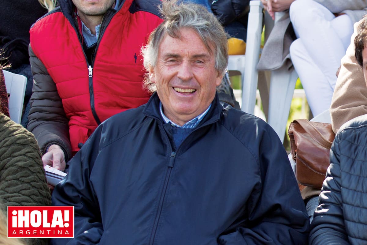 Habitué de este torneo y sintiéndose “como en casa”, Huberto Roviralta, que también juega al polo, se mostró muy sonriente. Su familia materna, los Maura, es fundadora del Tortugas Country Club.