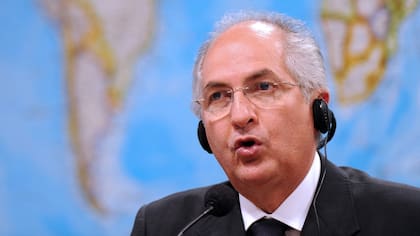 Habló la hija de Ledezma: “Le tocaron el timbre por una foto y se lo llevaron”