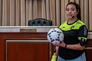 Habló la árbitra de 20 años que fue agredida en un partido de fútbol en Bahía Blanca