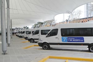 Habrá 19 dársenas para 200 combis con 1500 servicios diarios