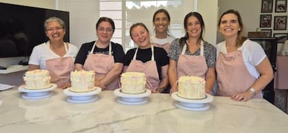 Hace 2 años se decidió a comenzar su emprendimiento de pastelería (Pinkbrownie.uy) junto con a su mejor amiga