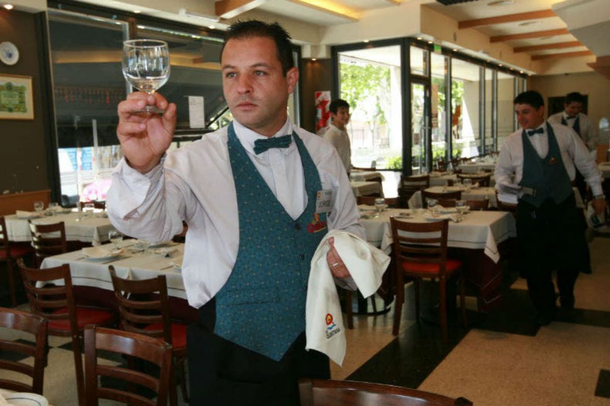 Hace 72 años se conmemora este día en conmemoración a la formación de la FOAIH. Fuente: La Nación