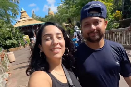 Hace cuatro meses se instaló en Medellín junto a su esposo colombiano y sus hijos