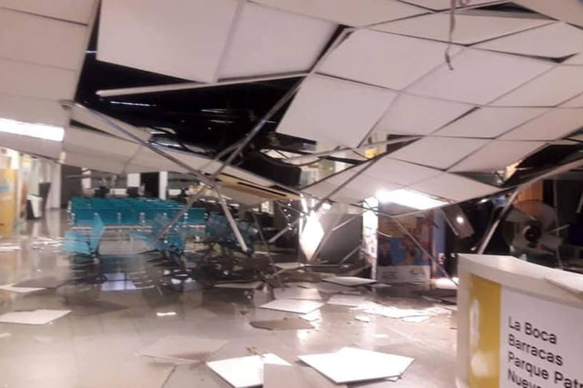 Hace dos años, se derrumbó el techo de la subsede de la Comuna 4 en Barracas