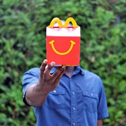 Hace poco, Hurlburt celebró su 50º aniversario en la empresa y sus colegas le rindieron un emotivo homenaje ECONOMIA NORTEAMÉRICA ESTADOS UNIDOS SOCIEDAD MCDONALD'S
