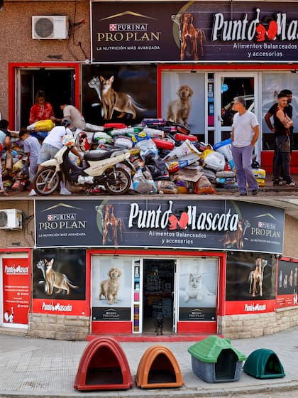 Hace una semana, este local para mascotas tenía en su vereda las bolsas de alimentos mojadas, ahora ya pudo volver a funcionar en horario habitual