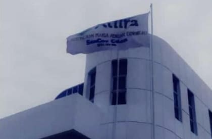 Hace unas semanas el gremio llegó izó una bandera en el Centro de Distribución de Don Torcuato. Archivo
