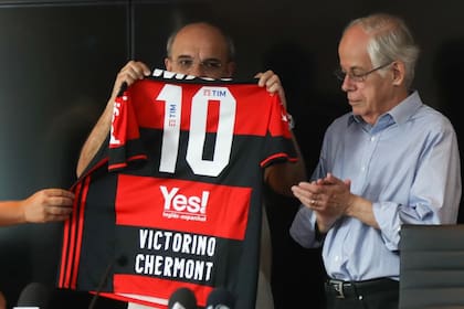 Hace unos años, Flamengo homenajeó al periodista Victorino Chermont: su padre asistió a dicho acto