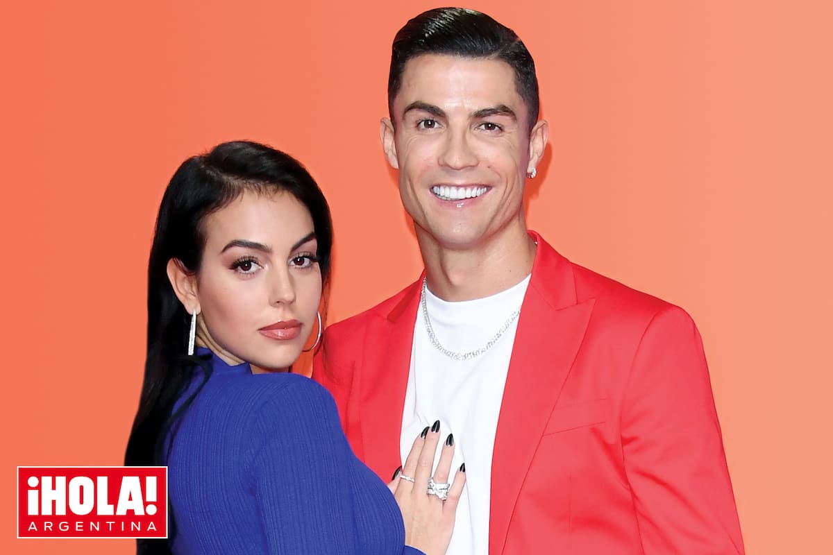 Hace unos meses saltaba una noticia que hacía sonar campanas de boda. Cristiano Ronaldo le había regalado a Georgina Rodríguez un majestuoso anillo que se interpretó como una señal, ahora sí, de un futuro enlace. Aunque de momento no hay constancia de que vayan a pasar por el altar, sí trascendió que la pieza era el anillo de diamantes más caro del que se tiene constancia: es de la firma Cartier y vale unos 700.000 euros.