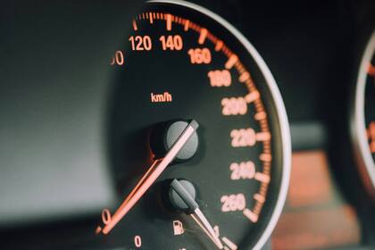 Hacer carreras de autos en Florida se puede pagar hasta con cárcel