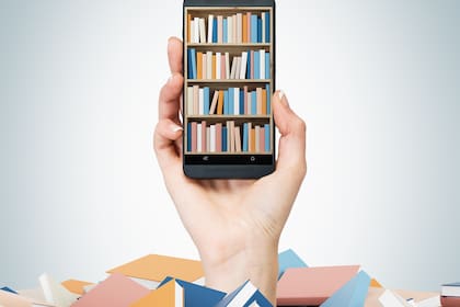 Hacer pequeños cambios en la rutina para hacer las tareas que se hacen en el celular sin usarlo también puede ayudarte a tener una relación más saludable con el scrolling