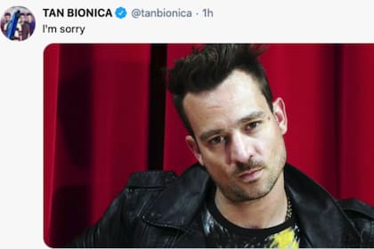 Hackearon la cuenta de Twitter de Tan Biónica. "Lo siento", escribieron en inglés con una foto de Chano.