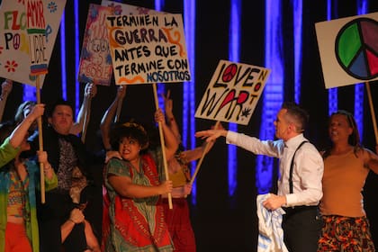 Hair, en escena